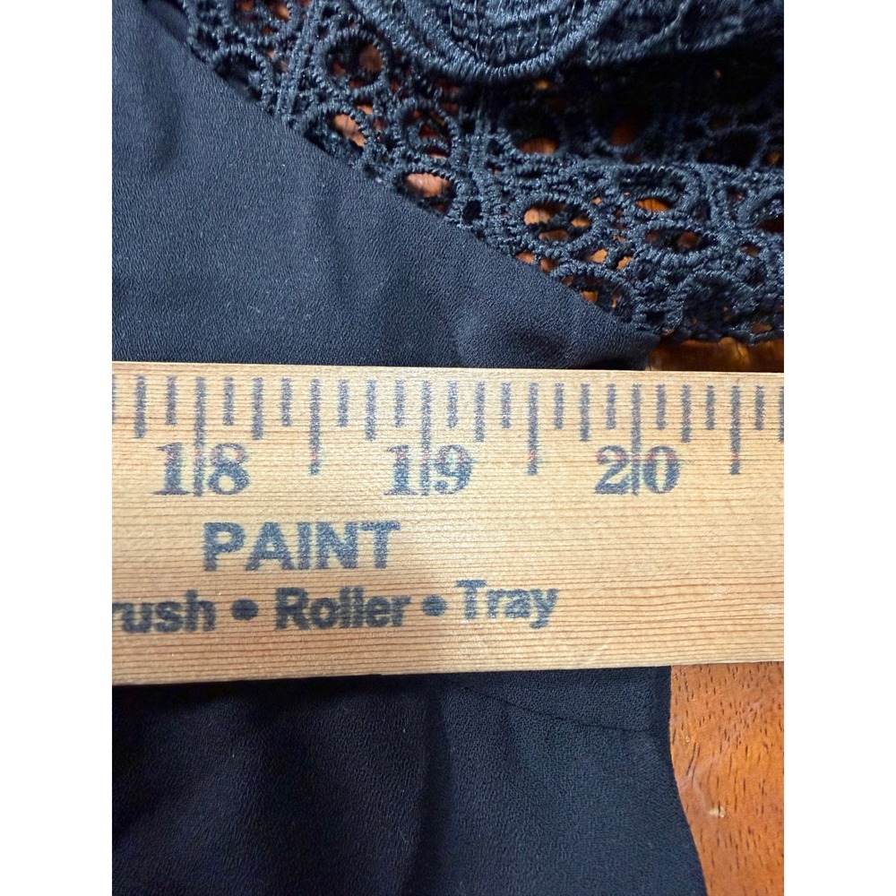 Venus Womens Black Lace Up V-Neck Blouse Crochet Bell Sleeve Top Y66507 Size L - Picture 5 of 9